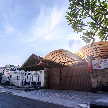 Oyo 1082 Kost Arie 1 Hotel Jakarta Ngoại thất bức ảnh